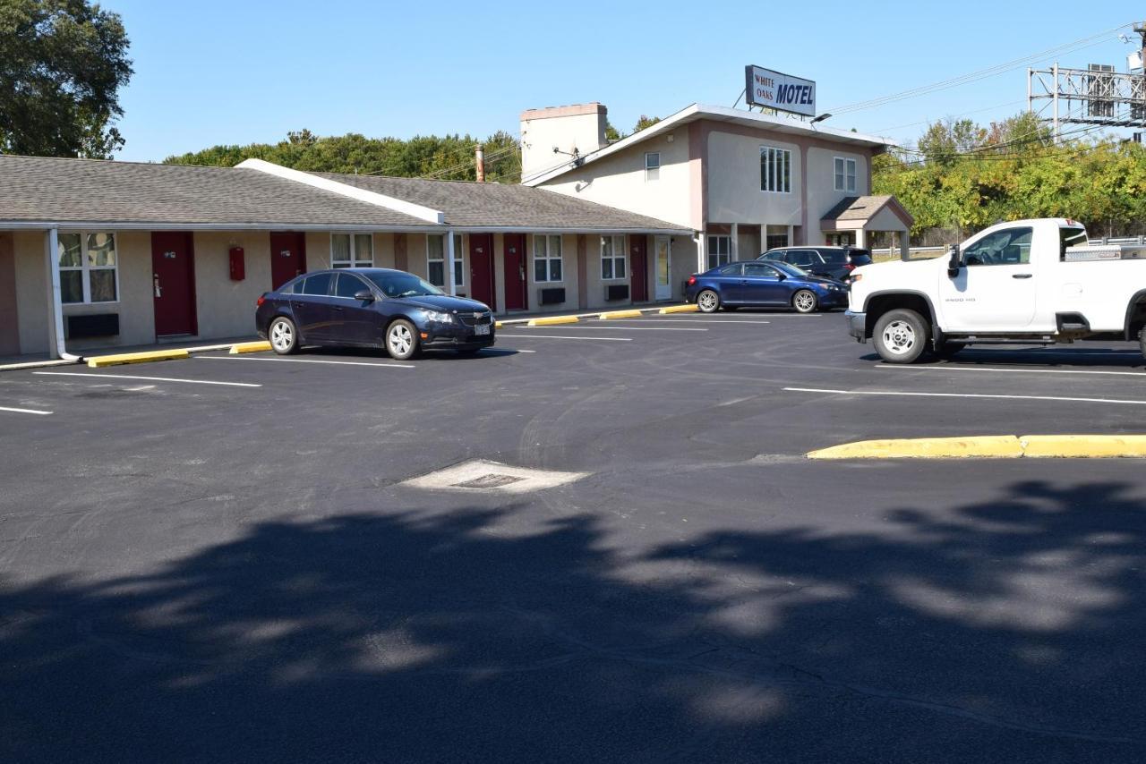 White Oaks Motel Pennsville/Carneys Point Esterno foto