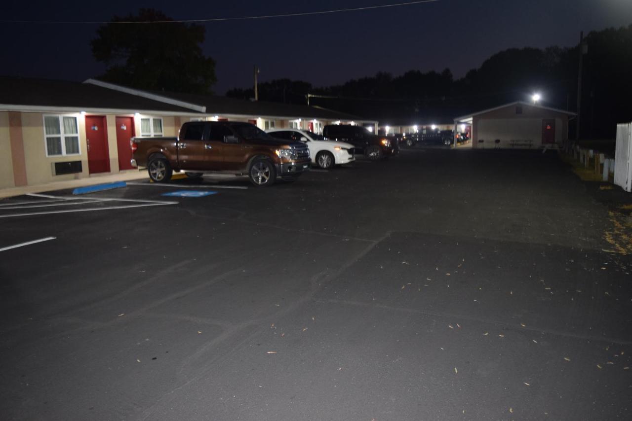 White Oaks Motel Pennsville/Carneys Point Esterno foto