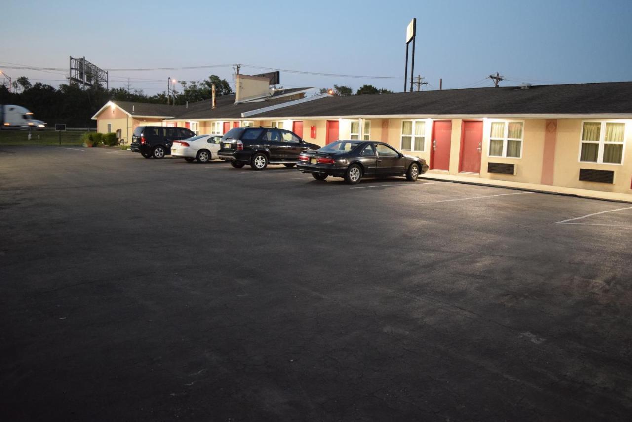 White Oaks Motel Pennsville/Carneys Point Esterno foto