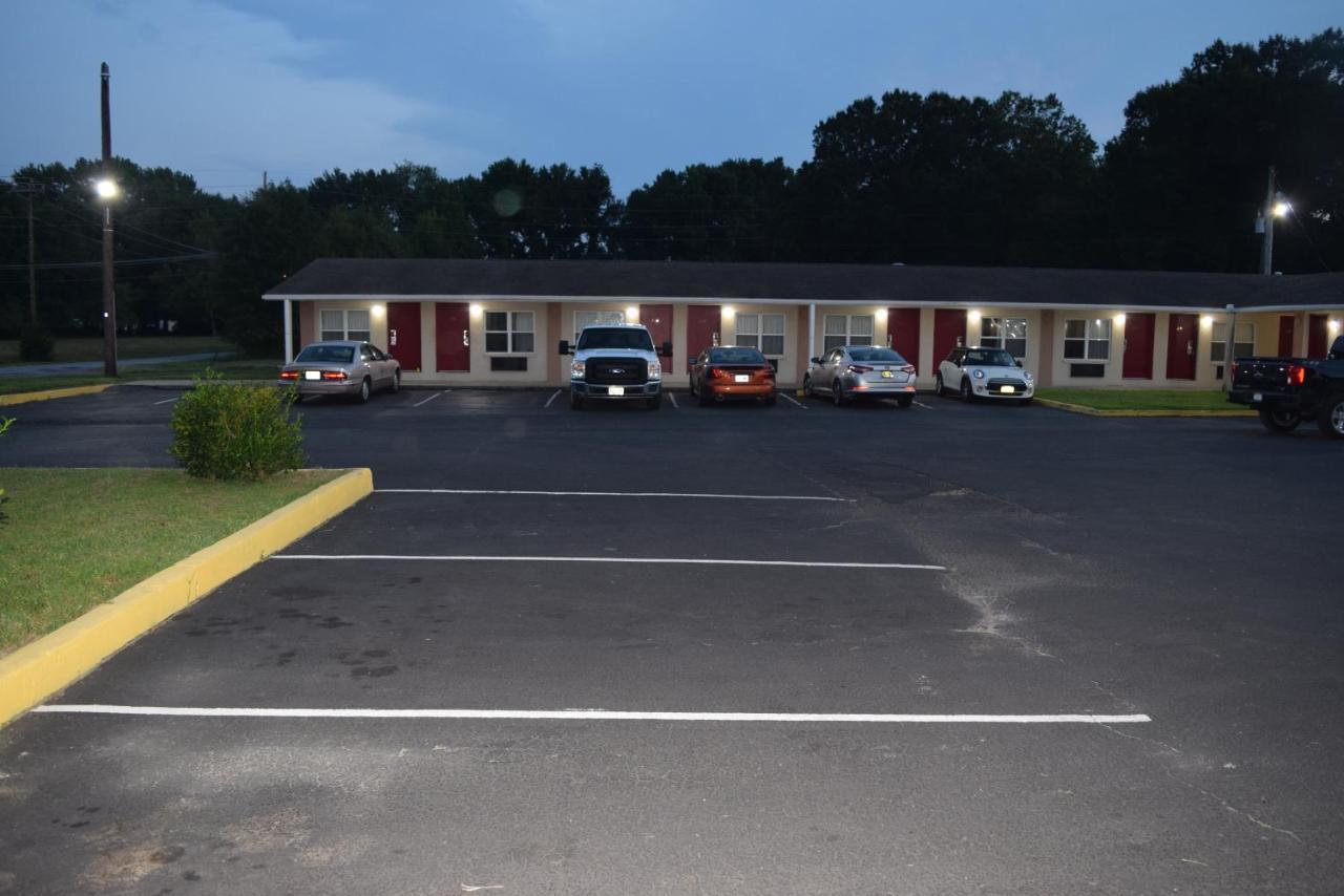 White Oaks Motel Pennsville/Carneys Point Esterno foto